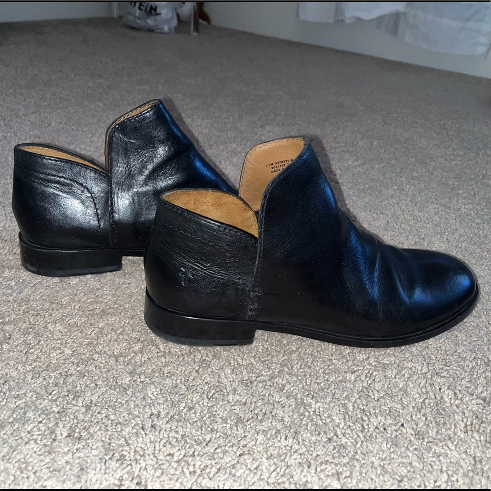 FRYE MELISSA SHOOTIES (short booties) SIZE 7.5